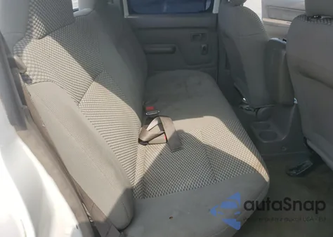 2001 Nissan Frontier Crew Cab Xe из США, поврежденный, VIN 1N6ED27Y61C357732